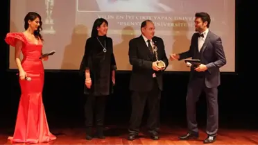 Yılın En İyi Çıkış Yapan Üniversitesi' Ödülü Esenyurt Üniversitesinin Oldu
