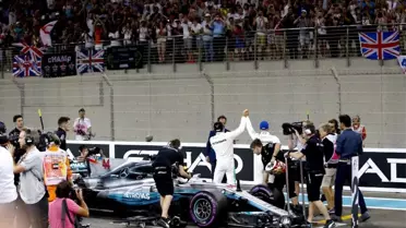 Mercedes Amg Petronas Şampiyonayı Duble ile Bitirdi