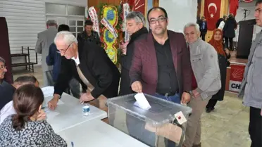 CHP Simav İlçe Başkanı Hasan Koç Yeniden Seçildi