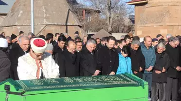 Yamlı'nın Ağabeyi Ahlat'ta Defnedildi
