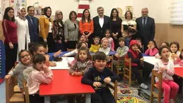 Bu Projeyle Ev Hanımları İş Sahibi Oluyor, Çocuklar Okula Gidiyor