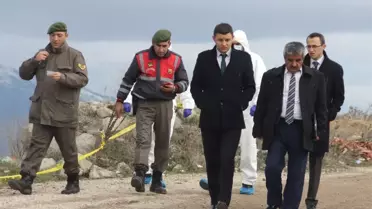 Ormanda Çıplak Erkek Cesedi Bulundu
