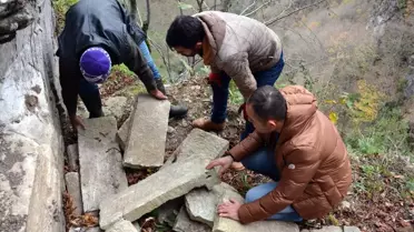 Define Avcıları Lahit Mezarı Ortaya Çıkardı