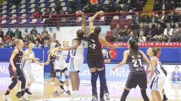 Hatay Bşb - Energa Torun: 66-58
