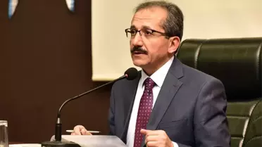 Müftü Cihan: 'Kendisini Peygamber Efendimizin Yerine Koymaya Çalışan Pek Çok Zevat Ortalıkta...
