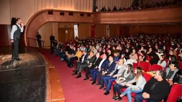 Büyükşehir Belediyesi'nden Gençlere Kişisel Gelişim Semineri