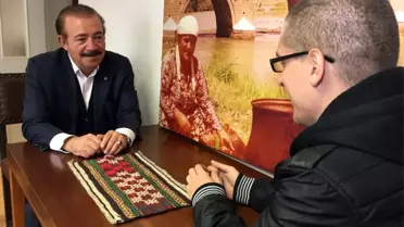 Hıv Virüsü Yüzünden 21 Yıl Dışlandı, Yeniden Dava Açıyor