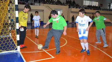 Ortaca'da 'Engelsiz Dostluk' Maçı