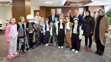Başkan Karaosmanoğlu, Gebze Emlak Konutları İlkokulu Öğrencilerini Ağırladı