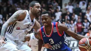 Beşiktaş Sompo Japan-Anadolu Efes: 67-64