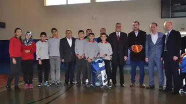 Mahalle Ligi Bigadiç'te Start Aldı