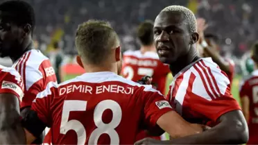 Sivassporlı Arouna Kone: Türkiye'de Dinimi Rahatlıkla Yaşayabiliyorum