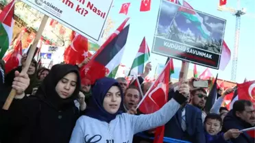 ABD Başkanı Trump'ın Kudüs Kararı Bağcılar'da Protesto Edildi