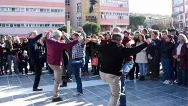 Altın Madenine Harmandalı ve Zeybekli Tepki