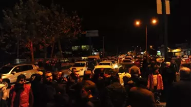 Üst Geçit İsteyen Mahalleli İkinci Kez Yol Kapattı