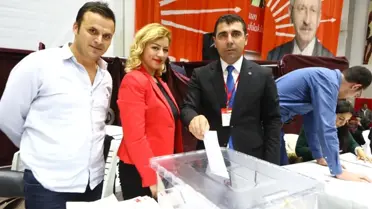 Bayraklı'da Coşkulu Kongre