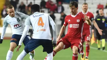 Demir Grup Sivasspor - Medipol Başakşehir (Canlı)