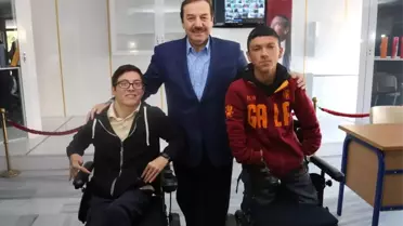 Engelli Öğrencilerin Asansör Sevinci