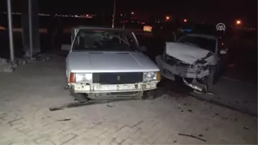 Trafik Kazası: 8 Yaralı