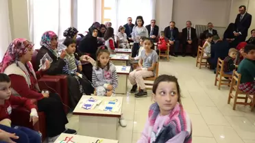 Hasta Çocuklara Moral Desteği