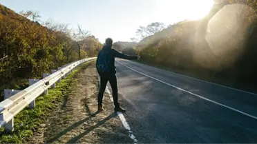 İki Kadın, Araçlarına Aldıkları Otostopçu Gence İlaç İçirip Tecavüz Etti