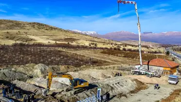 Savaklı Kayısı İşleme ve Soğuk Hava Deposu'nun Temeli Atıldı