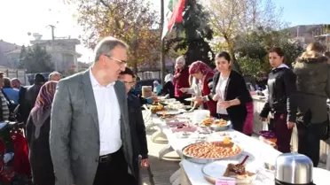 Başkan Karaçoban Kur'an Kursu İnşaatı İçin Düzenlenen Kermese Katıldı