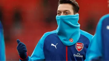 Mesut Özil Barcelona ile Anlaştı!