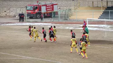 Tff 3. Lig- Bayburt Grup İl Özel İdare ve Gençlik Spor: 0- Orhangazi Belediyespor: 3