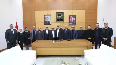Başkan Toçoğlu, AK Parti Arifiye İlçe Yönetimiyle Bir Araya Geldi