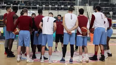 Trabzonspor'un Yeni Başantrenörü Bulkaz, Takımla İlk Antrenmanına Çıktı