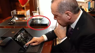 Erdoğan'ın Çalışma Masasındaki 'Osmanlı Belgelerinde Filistin' Kitabı Dikkat Çekti