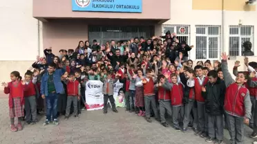 Gaün Öğrencilerinden 'Minik Kalpler Üşümesin' Projesiyle Yardım Kampanyası