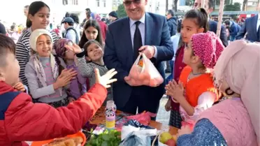 Öğrenciler, Pazarcı Oldu