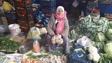 Geçimini 42 Yıldır Pazarcılık Yaparak Sağlıyor
