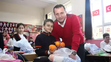 Menderes'in Mandalinaları Çocuklara