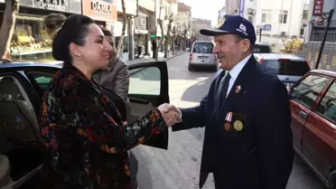 Vali Pekmez'in Eşinden Şehit Aileleri ve Gazilere Ziyaret