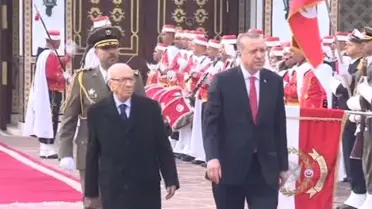 Erdoğan Tunus'ta Resmi Törenle Karşılandı
