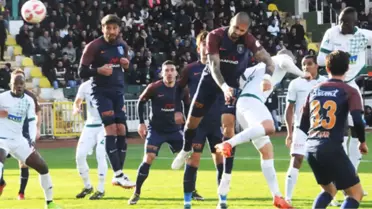 Giresunspor-Medipol Başakşehir (Canlı)