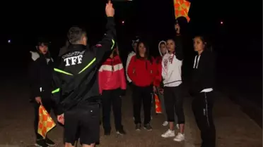 Bingöl'de 30 Genç Kız, Hakem Olmak İçin Kurslarda Ter Döküyor