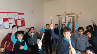 Öğrenciler Misvak Kullanmaya Başladı