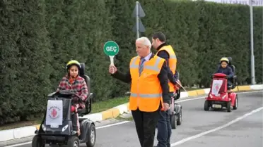 Minik Öğrencilerden Eğlenceli Sürüş Eğitimi