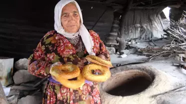 Tandır Ekmeği Geçim Kaynağı Oldu