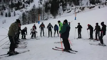 Artvin Atabarı Kayak Merkezi'nde Kayak Sezonu Açıldı