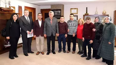 Başkan Karaosmanoğlu, Engelli Öğrencileri Kabul Etti