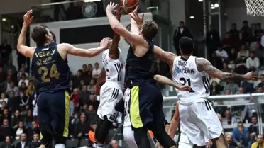 Potada Yılın Son Derbisi Fenerbahçe Doğuş'un