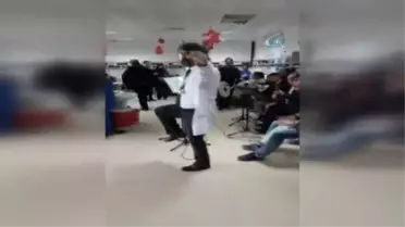Doktor Kanser Hastalarına Moral İçin Zeybek Oynadı