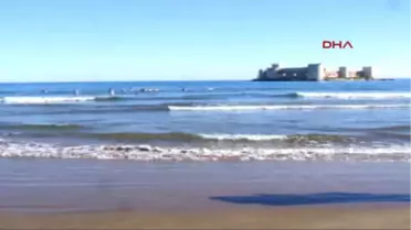 Mersin'de Ocak Ayın da Deniz Keyfi