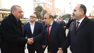 Cumhurbaşkanı Erdoğan, Sultanbeyli Belediyesini Ziyaret Etti