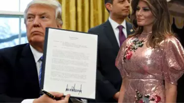 Melania Trump'ın Yılbaşı Davetinde Giydiği Kıyafette Türk Modacı İmzası